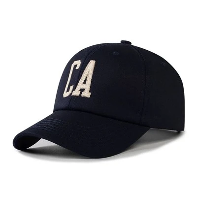Cum să alegi un furnizor de șapcă de baseball personalizat de încredere?
